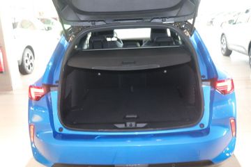 Fotografie des Opel Astra Sports Tourer 1.2 Turbo Automatik GS