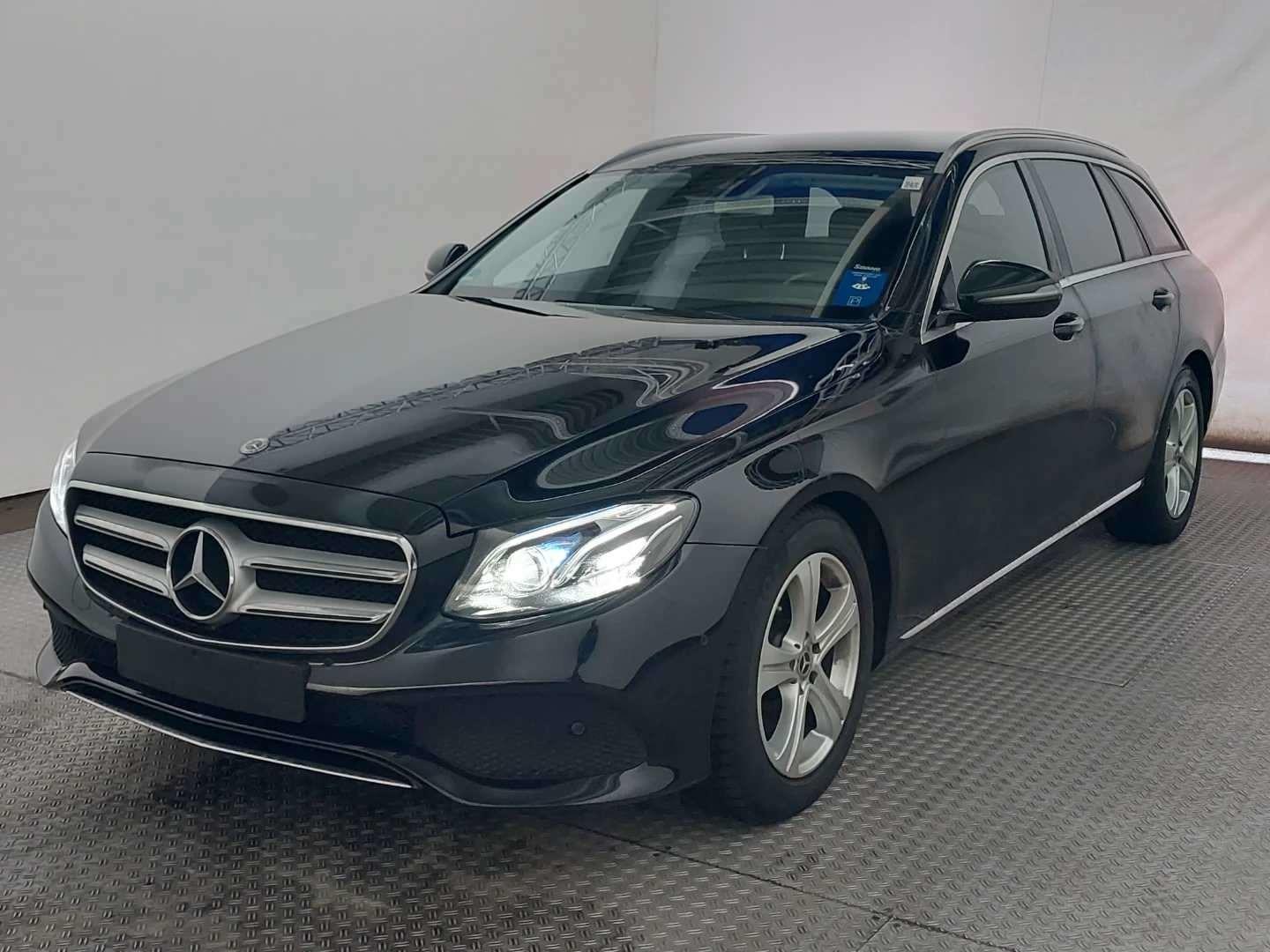 Mercedes-Benz E 200 T 9G-Tronic AVANTGARDE AHK NAV PDC RFK LED