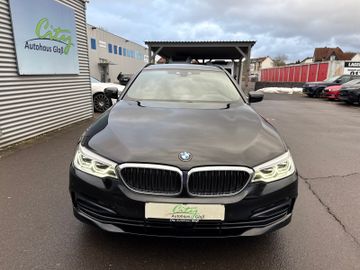 BMW 530 D Touring xDrive Sport Line+LED+StHz+Virtual