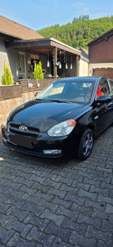 Hyundai Accent 1.4 GL GL - Hyundai Accent: 1.4