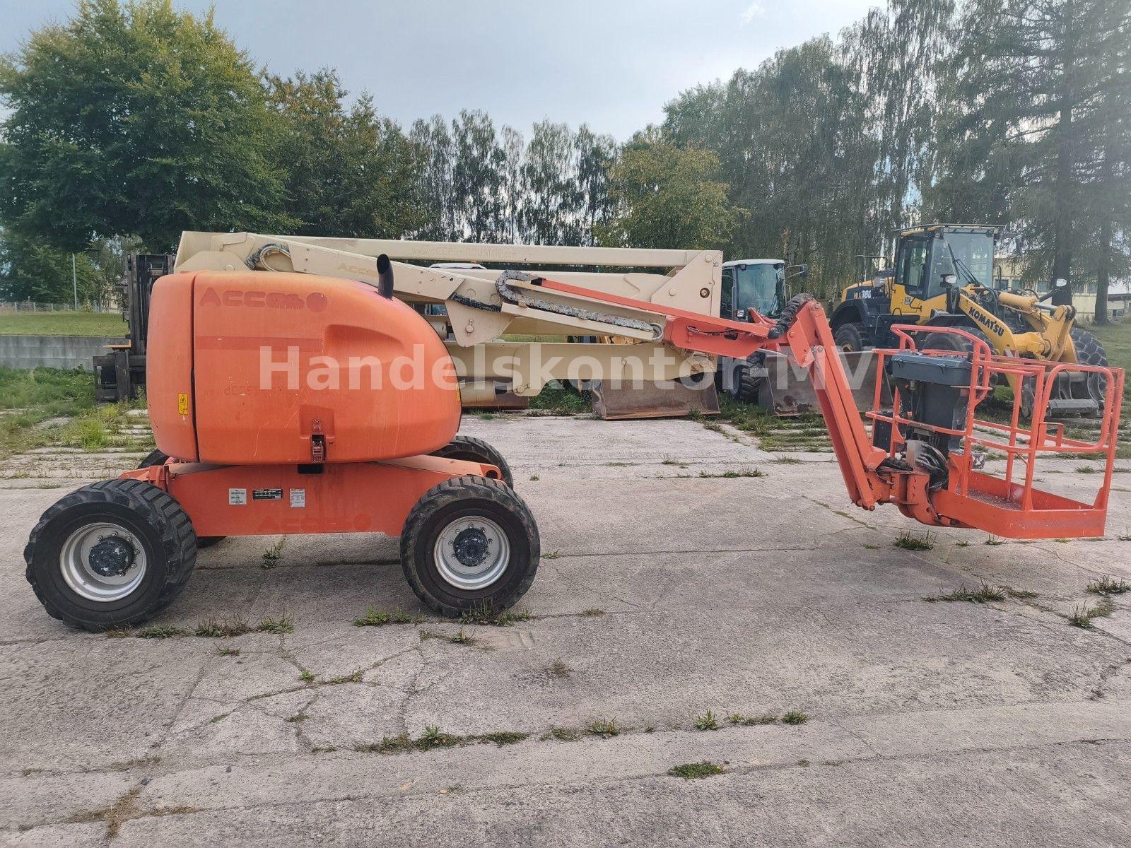 JLG 450AJ Gelenk-Hubarbeitsbühne ALLRAD Arbeitsbühne