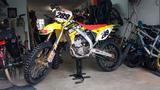 Suzuki RMZ250  - SUZUKI RM