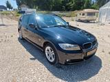 BMW 318 Baureihe 3 Touring 318i - BMW 318 aus 2009: Kombi, 318i