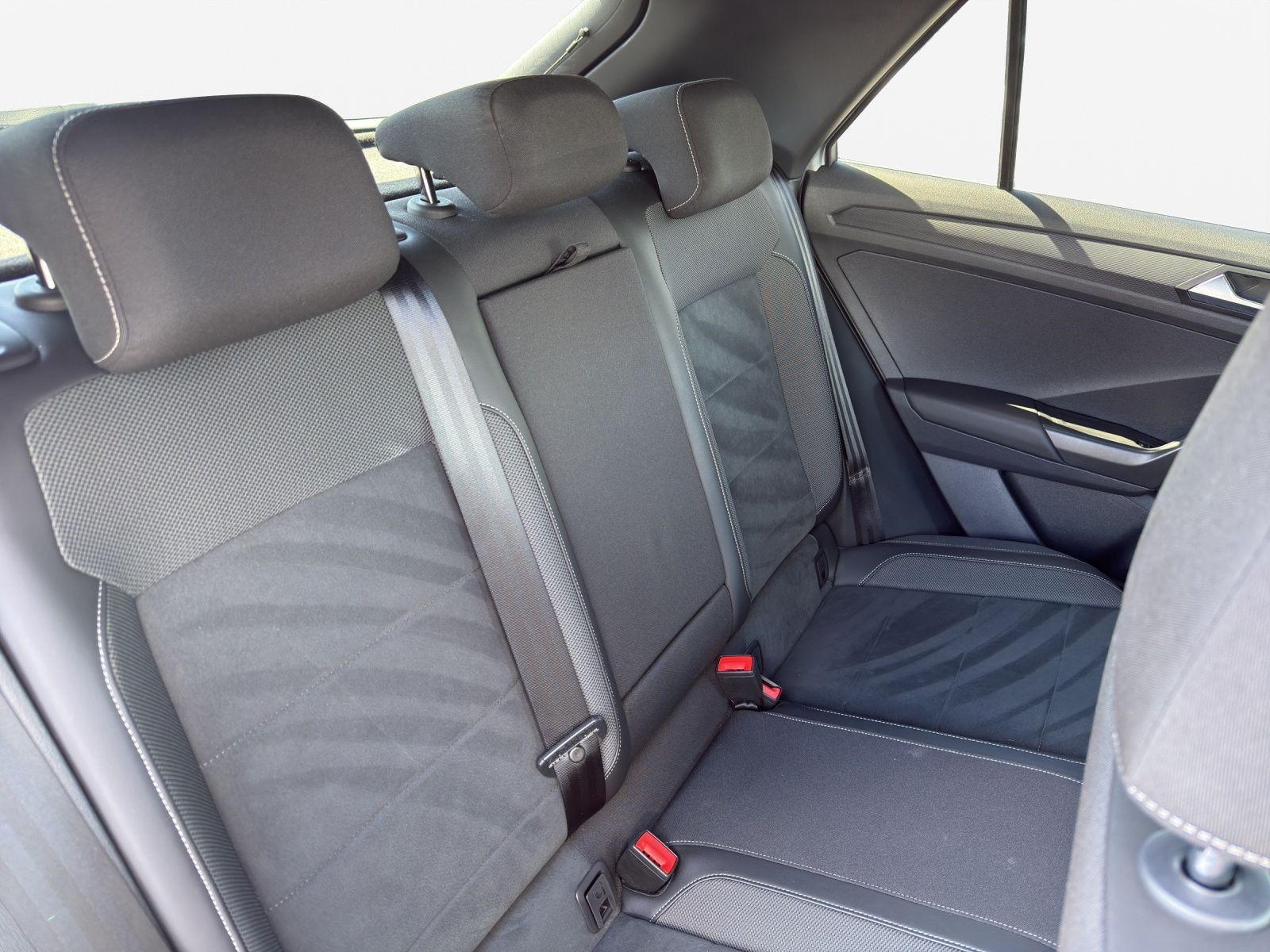 Volkswagen T-Roc - Bild 19