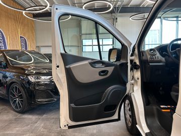 Renault Trafic *ServiceTÜV:NEU*UNFALLFREI*9-Sitzer*