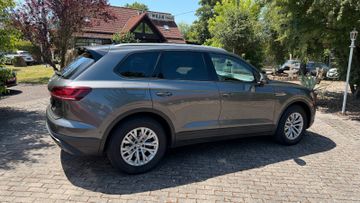 Volkswagen Touareg - 5