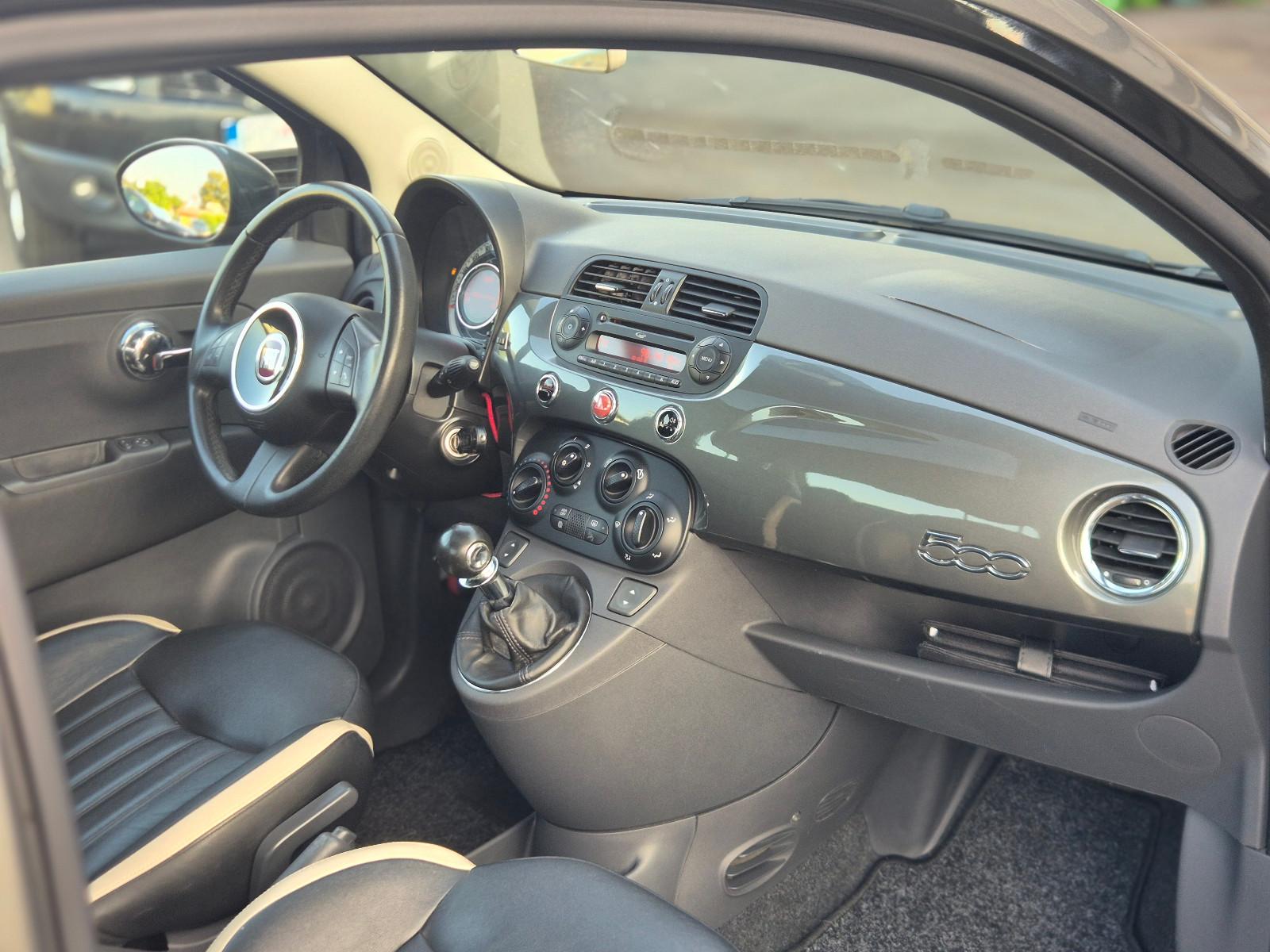 Fiat 500 0.9 8V TwinAir Turbo/ Klima/ PDC/ Schiebdach