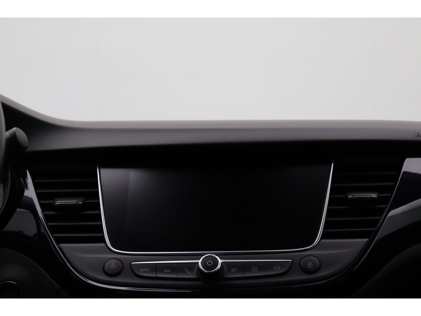 Fahrzeugabbildung Opel Crossland 1.2 Basis Totwinkelass. Kamera AppleCP