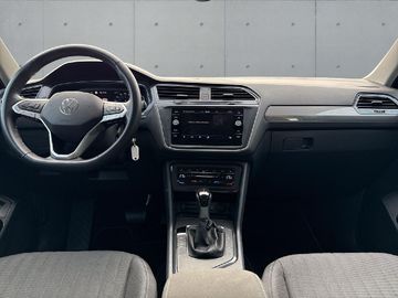 Volkswagen Tiguan Allspace - 11