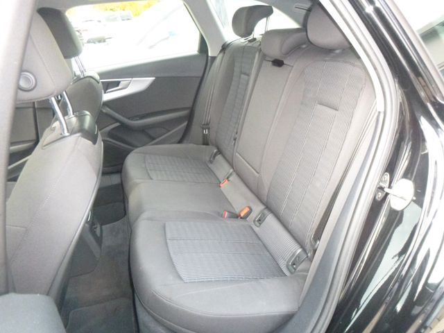 Fahrzeugabbildung Audi A4 1,4 TFSI Avant design>NAV/XENON/TEMP/PDC/SHZ<