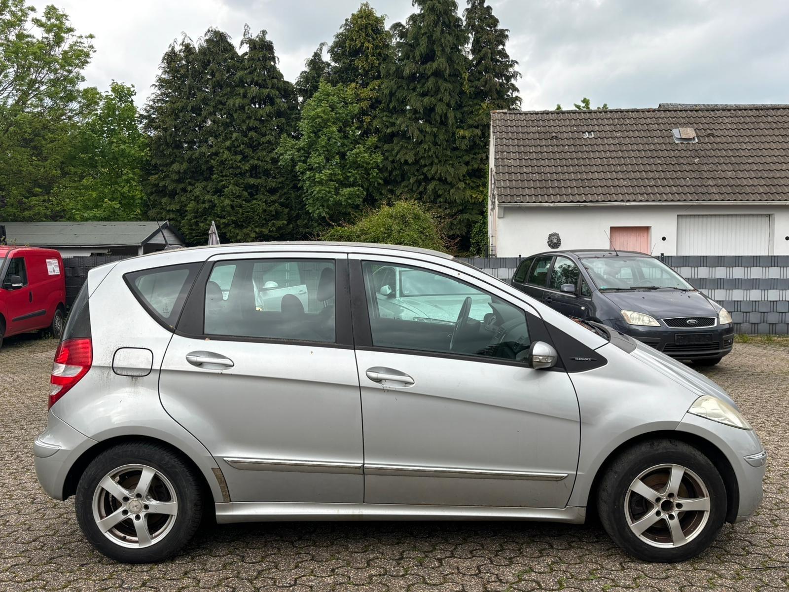 Mercedes-Benz A 150 AUTOMATIK/LEDER/NAVI
