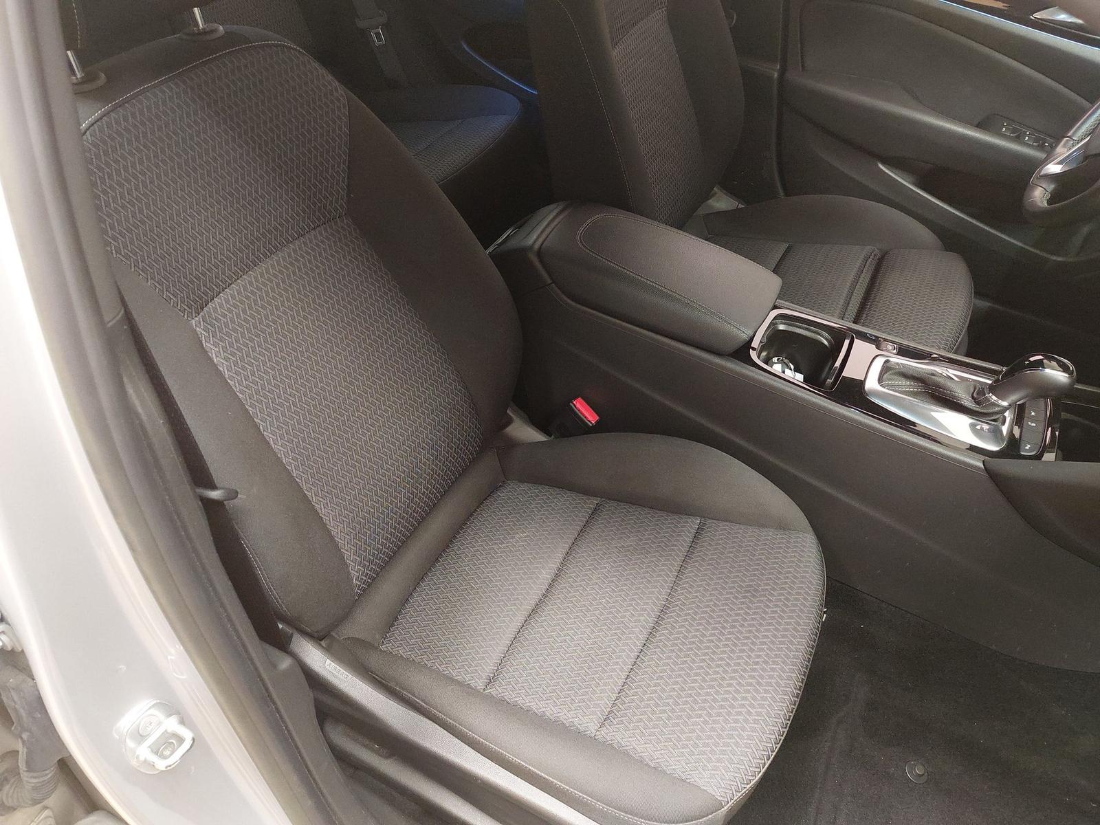 Opel Insignia ST 1.5 D Elegance Navi LED