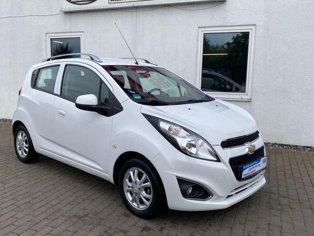 Chevrolet Spark 1.2 KLIMAANLAGE/TEILLEDER/5.türig/TÜV NEU