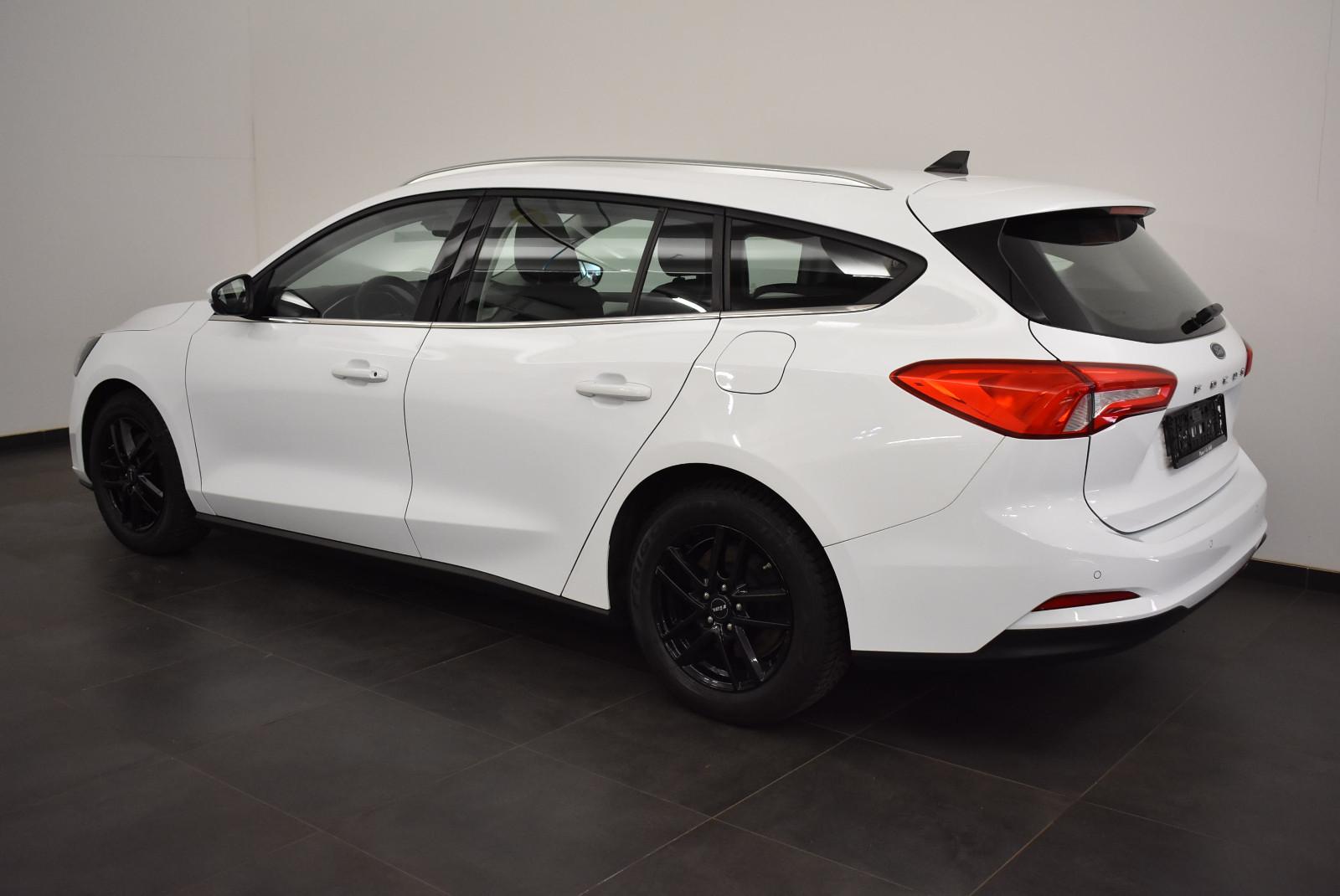 Ford Focus Turnier Cool & Con./LED/NAVI/SHZ/AHK/RFK