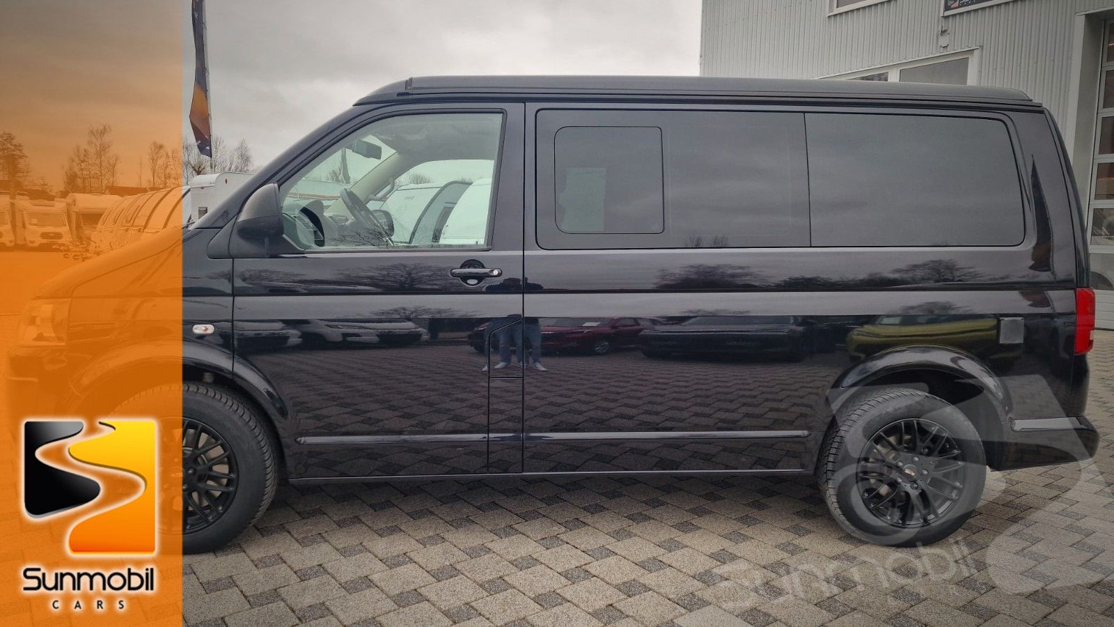 Fahrzeugabbildung Volkswagen T5 Beach Bulli CamperVan Aufstelldach