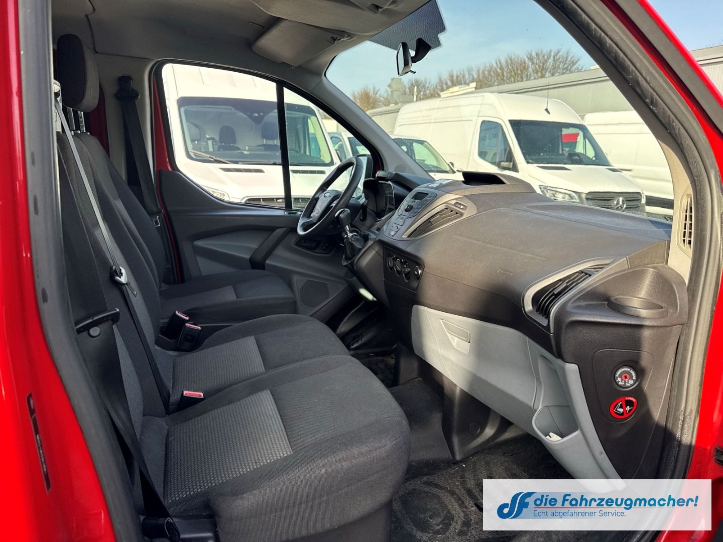 Fahrzeugabbildung Ford Transit Custom Tourneo 300 L1 *2357