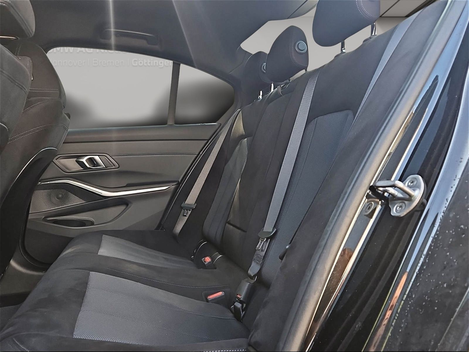 BMW 330 - Bild 6