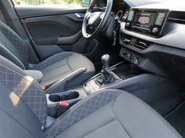 Fotografie 7 des Skoda Kamiq Ambition 1.0 TSi Klima, SmartLink, Pano
