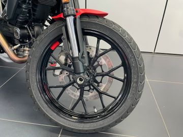 Ducati Scrambler 800 Full Throttle +1.000€ Zubehör