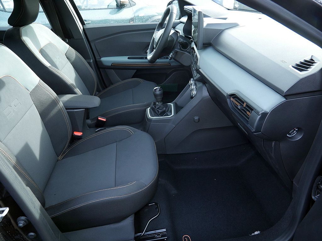 Fahrzeugabbildung Dacia Sandero Stepway Extreme TCe 110 FACELIFT 2026!!!