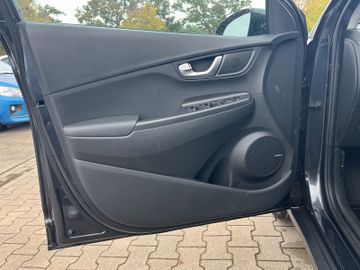 Hyundai Kona Elektro Kam.+LED+Navi+SHZ+ACC+PDC+SpurH+AUT