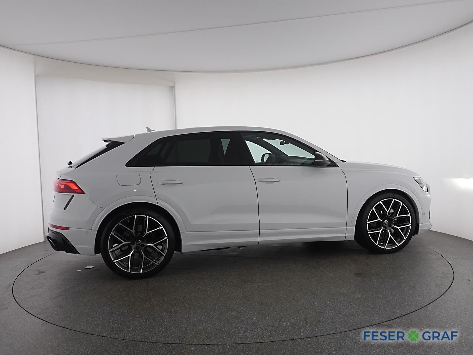 Audi RSQ8 - Bild 13