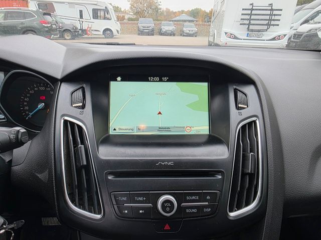 Ford Focus Tunier Buisness Automatik  TÜV 01.27