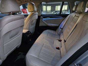 BMW 520 - 9