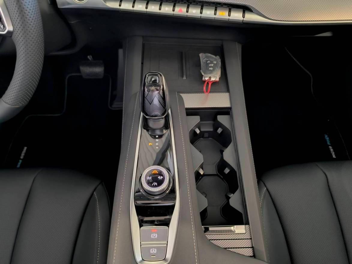 MGS9 PHEV Premium