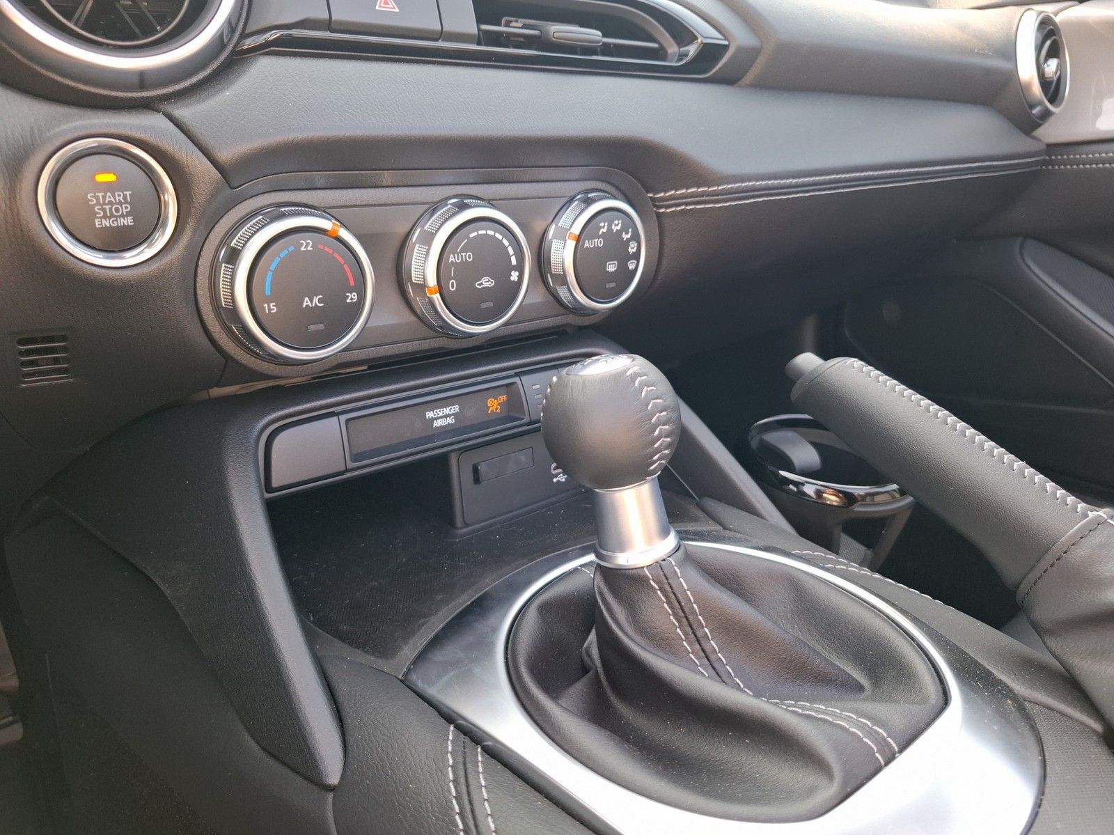 MAZDA MX-5 Exclusive-Line - Image 14