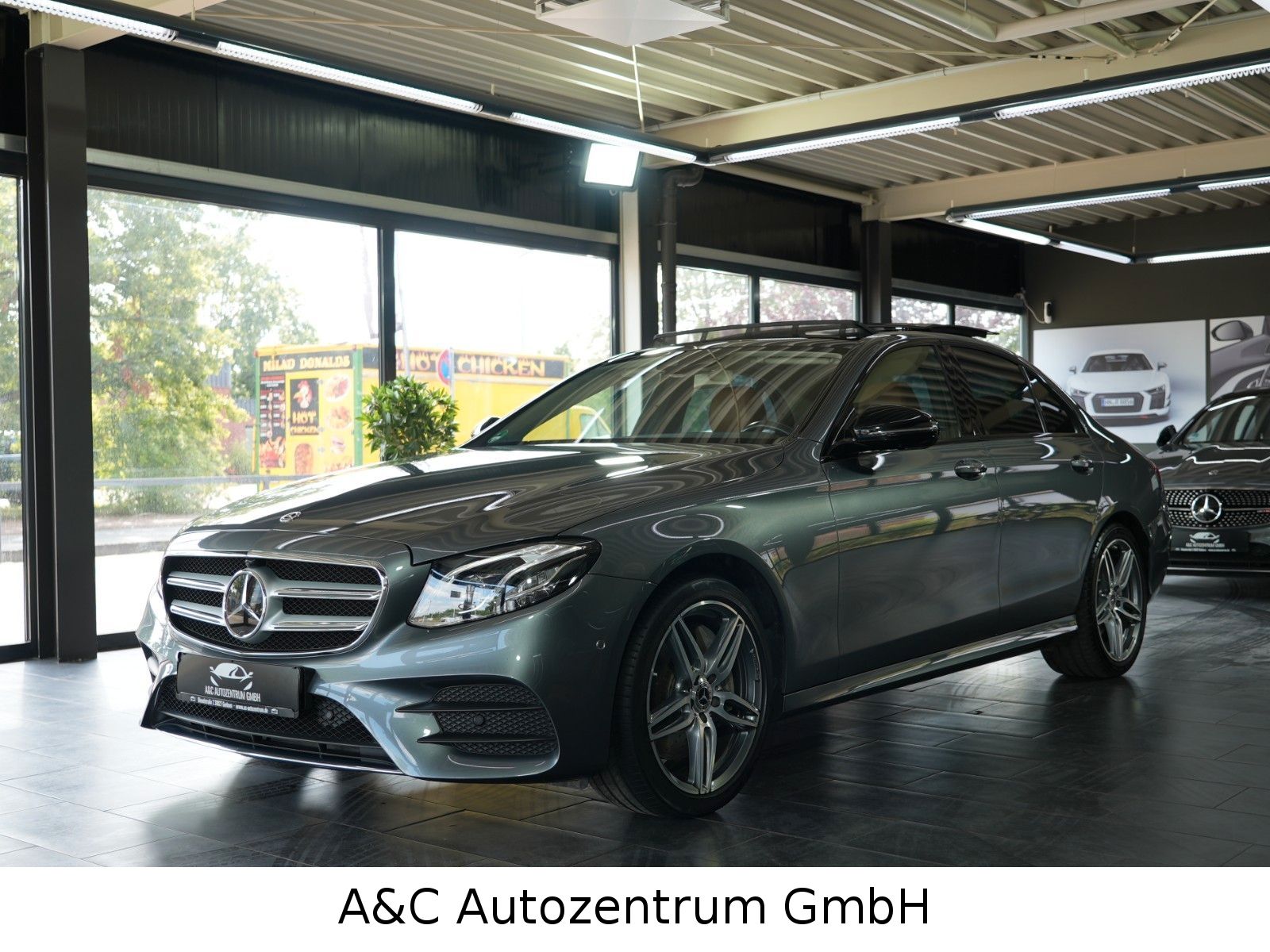 MERCEDES-BENZ E 350 AMG Line Widescreen