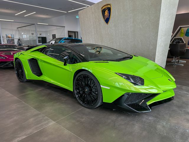 Lamborghini Aventador LP 750-4 Superveloce Roadster