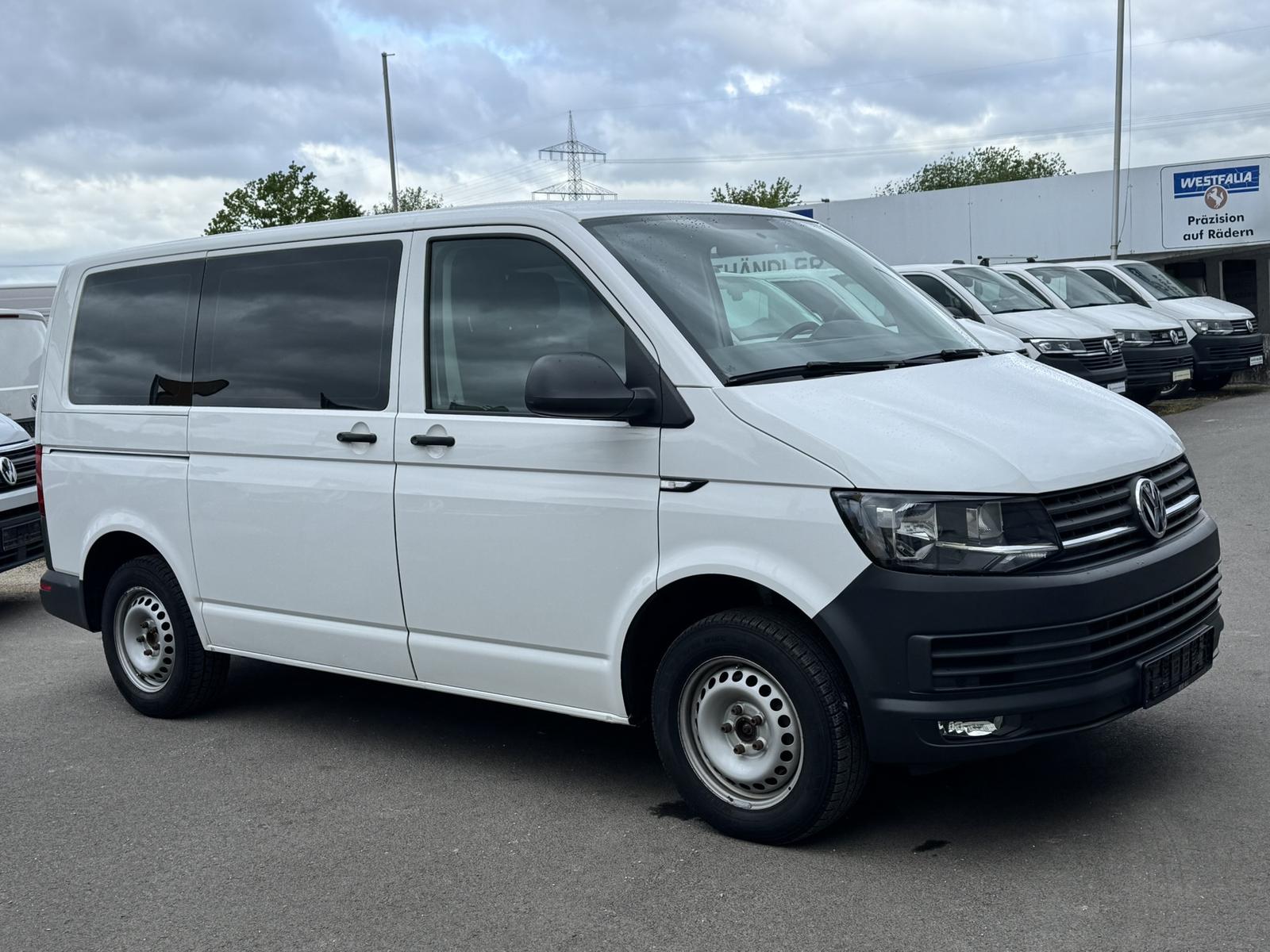 Volkswagen T6 Kombi /Transporter TDI DSG Klima vo u. hi*AHK