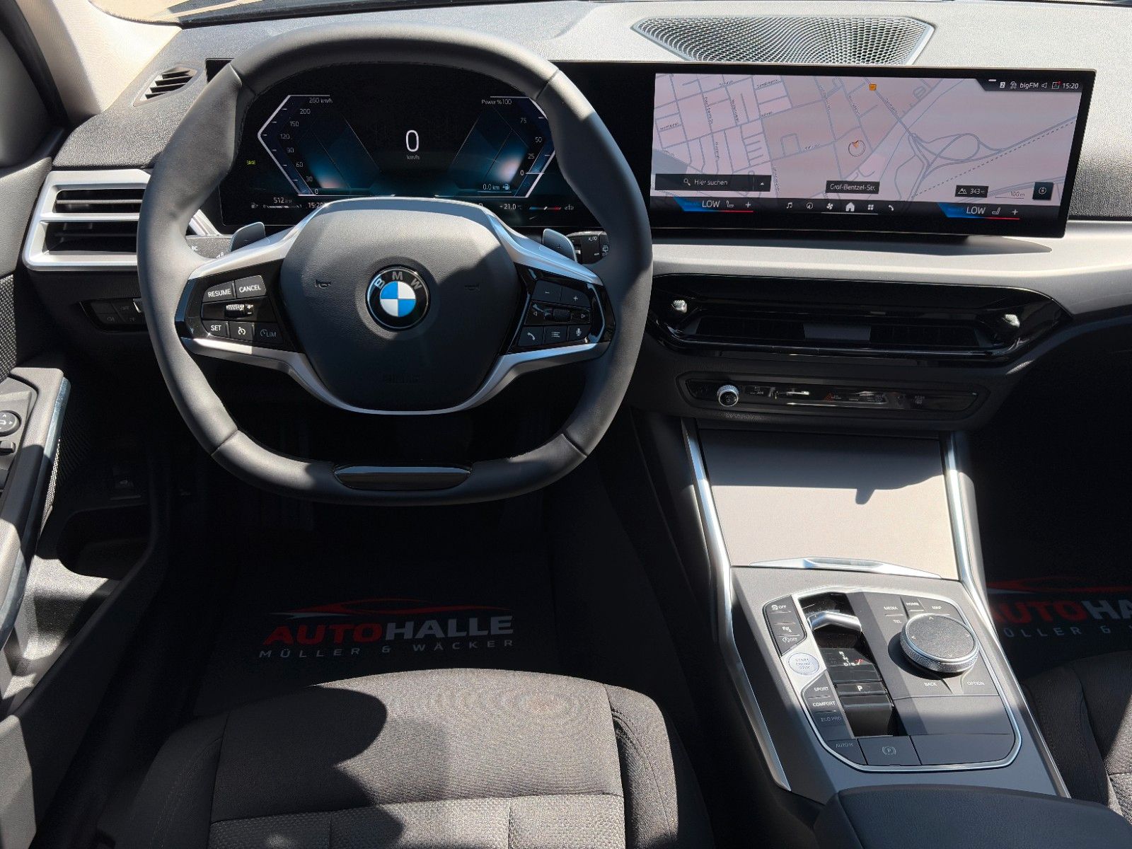 Fahrzeugabbildung BMW 318i Touring CockPit+ Alarm 3Z-Klima Kamera SHZ