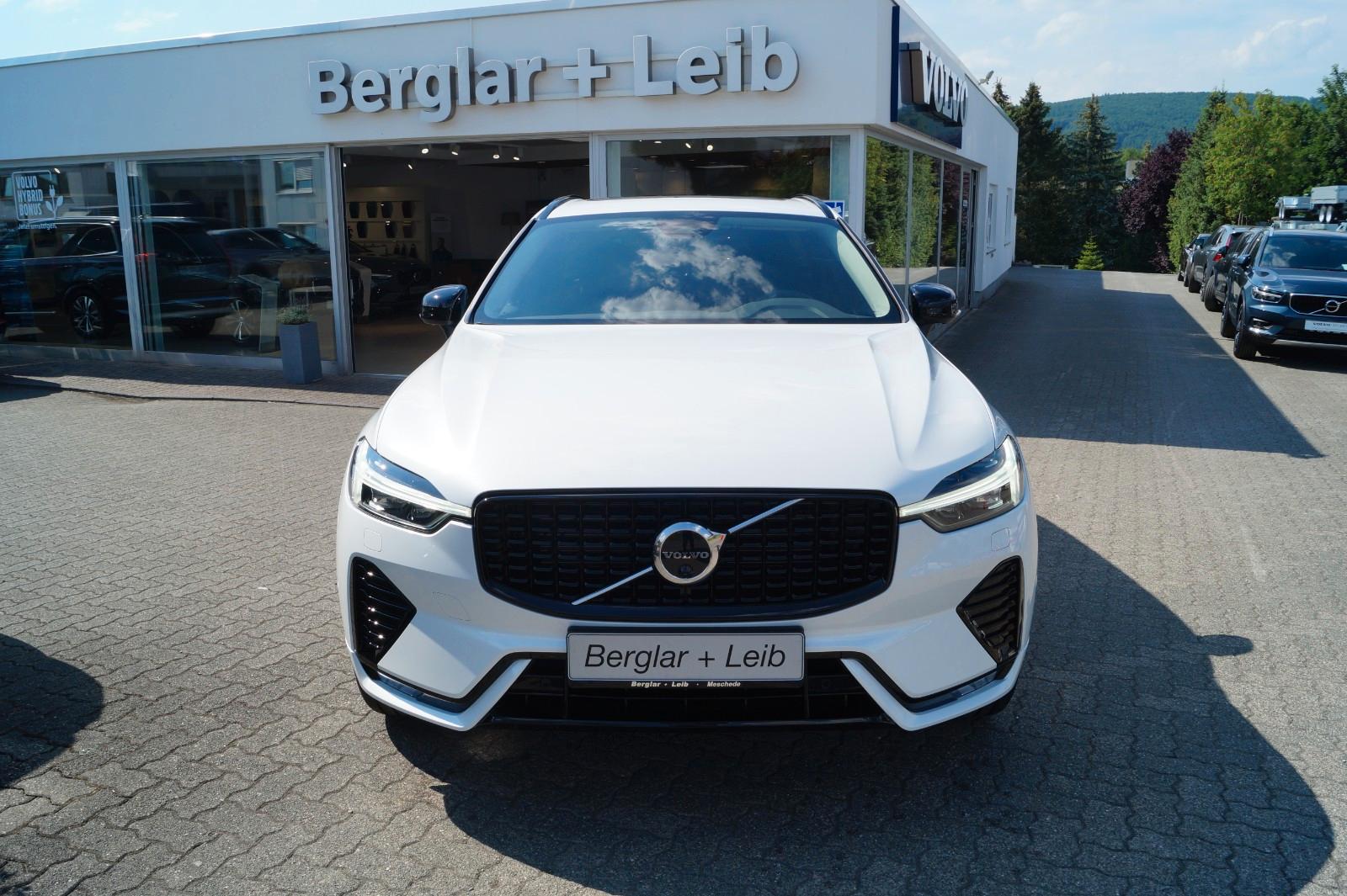 Volvo XC60 B4 Diesel AWD Plus Dark Aut/AHK/360°/Standh