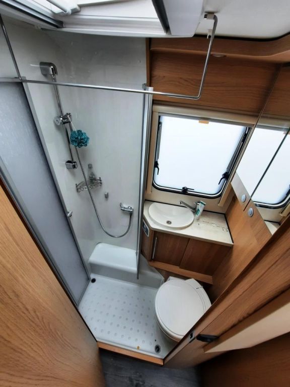 Fahrzeugabbildung LMC Cruiser V 643 70 Jahre Verfüg./Sparen Sie 6.476,