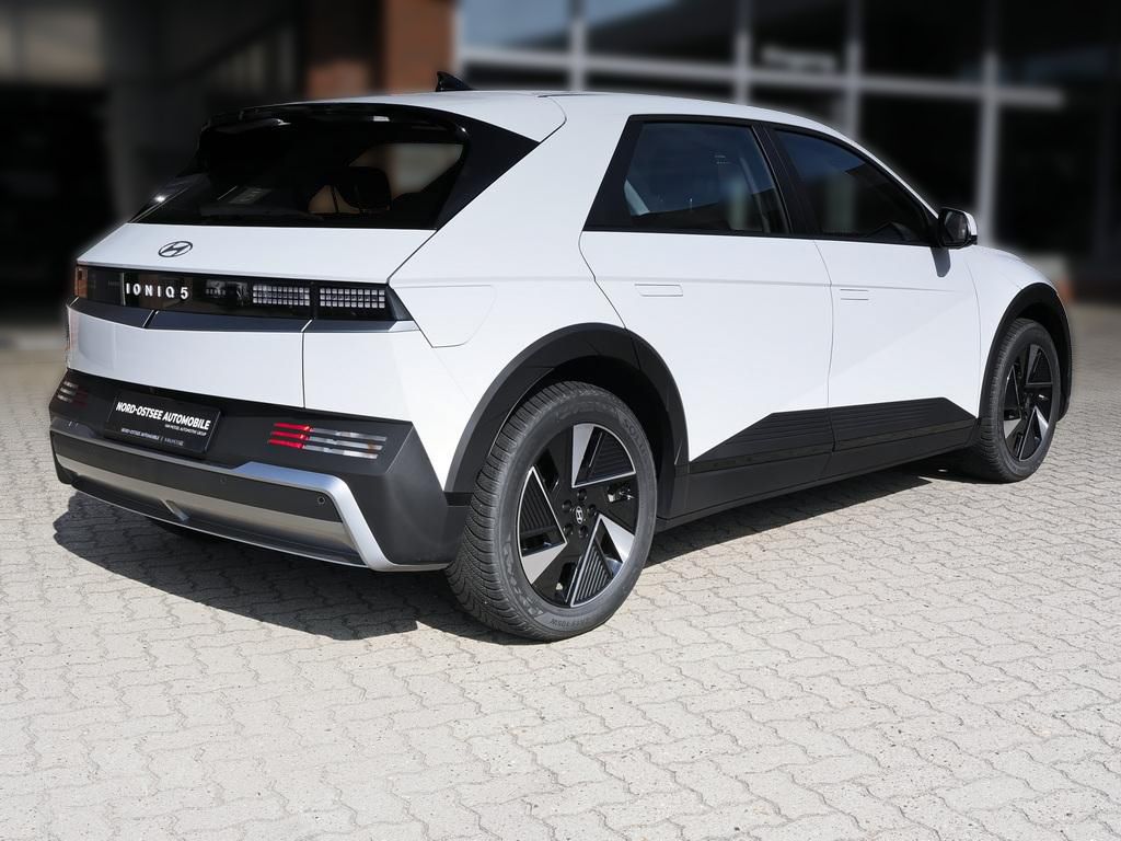 Fahrzeugabbildung Hyundai IONIQ 5 DYNAMIQ ELEKTRO 84 kWh SHZ LHZ LED NAVI