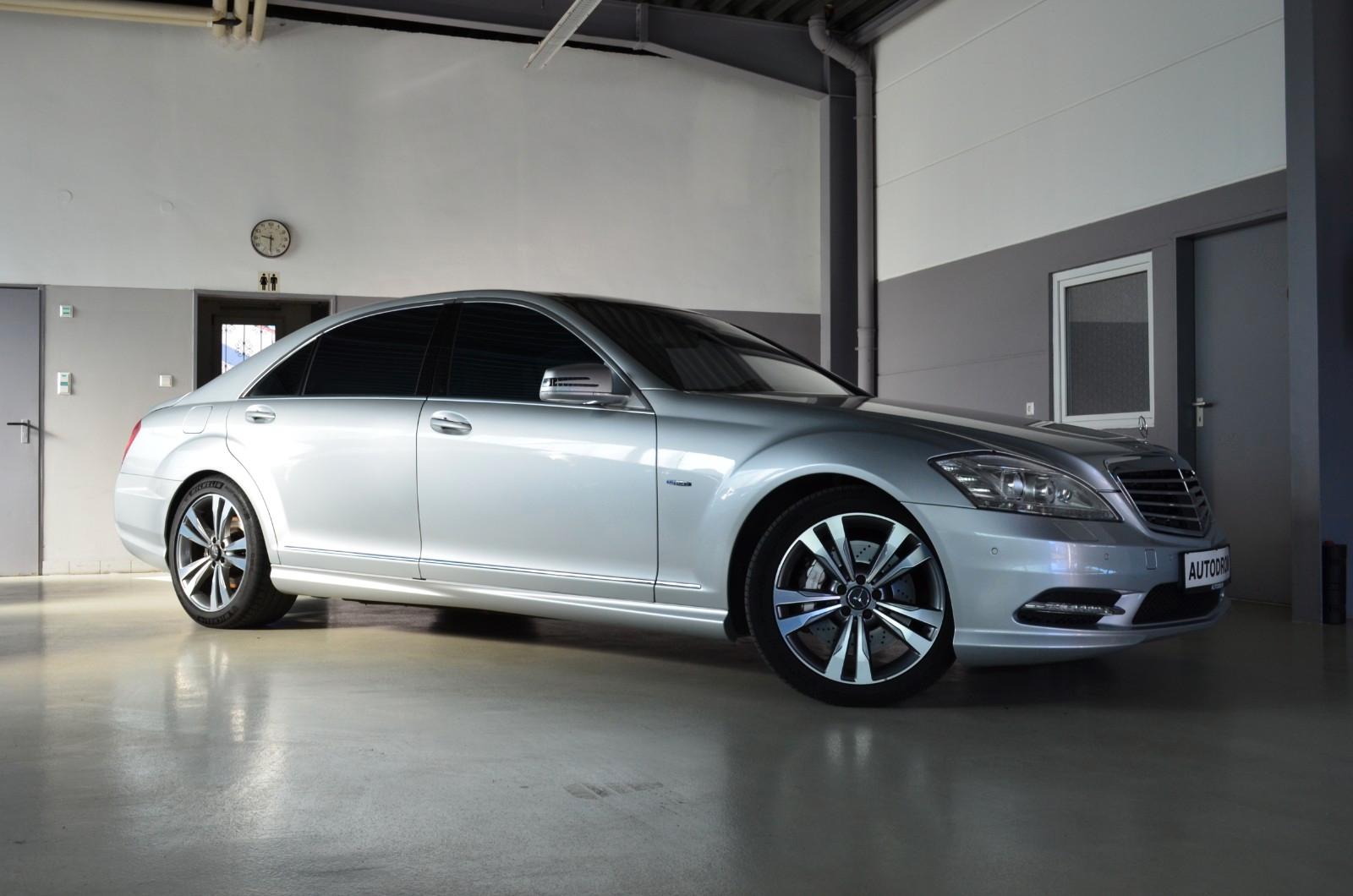 Mercedes-Benz S 500  AMG-LINE TV/Massage/NightVisio/Standheiz.