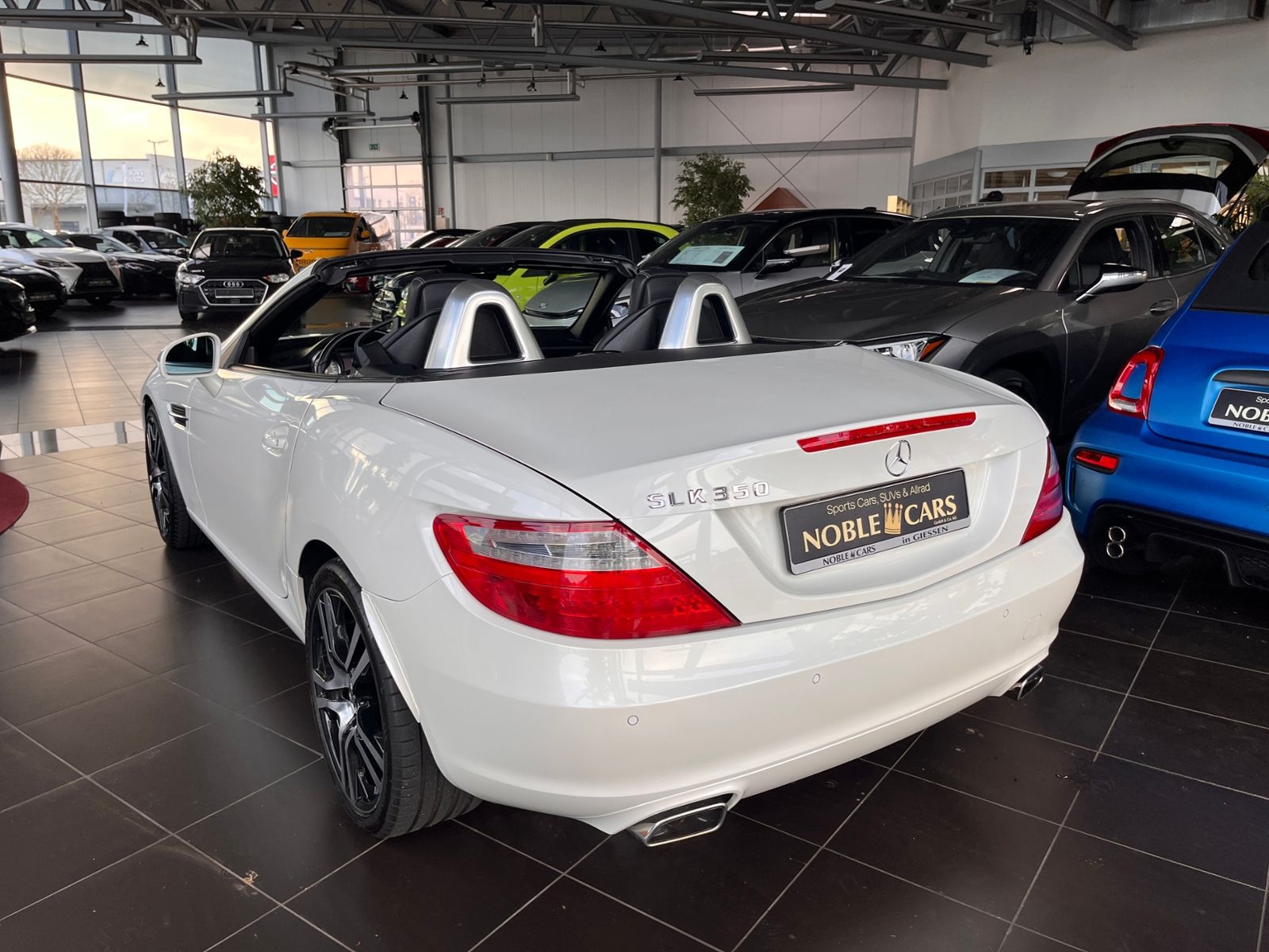 Fahrzeugabbildung Mercedes-Benz SLK 350 BlueEfficiency XENON MEMORY