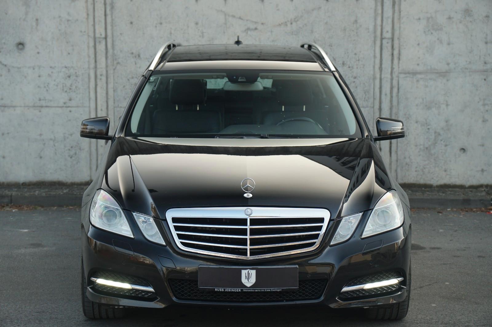 Mercedes-Benz E 300 CDI T BlueEFFICIENCY AVANTGARDE