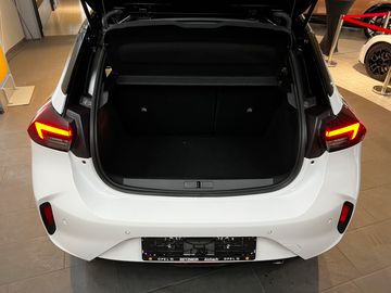 Bild 11 Opel Corsa GS - SHZ | LHZ | RFK | PDC vo u. hi