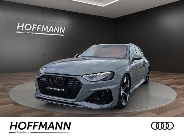 Audi RS 4 Avant competition plus HuD+Pano+Matrix+B&O