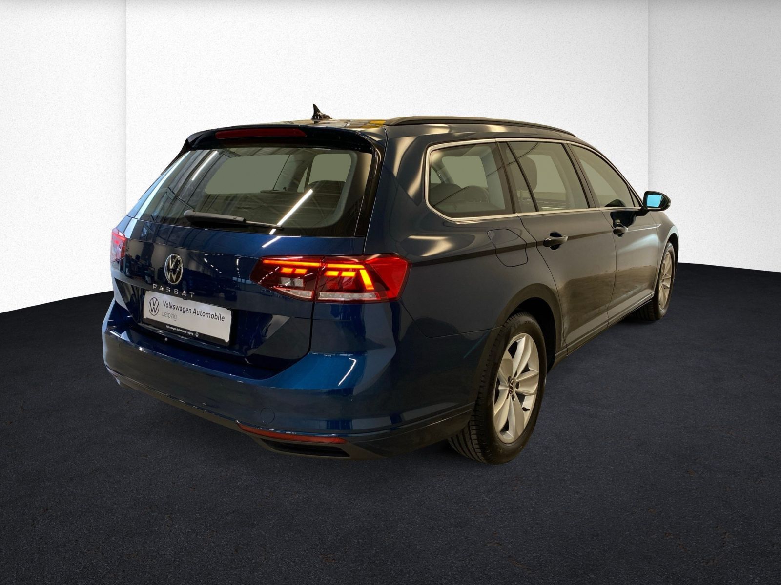 Volkswagen Passat - Bild 2