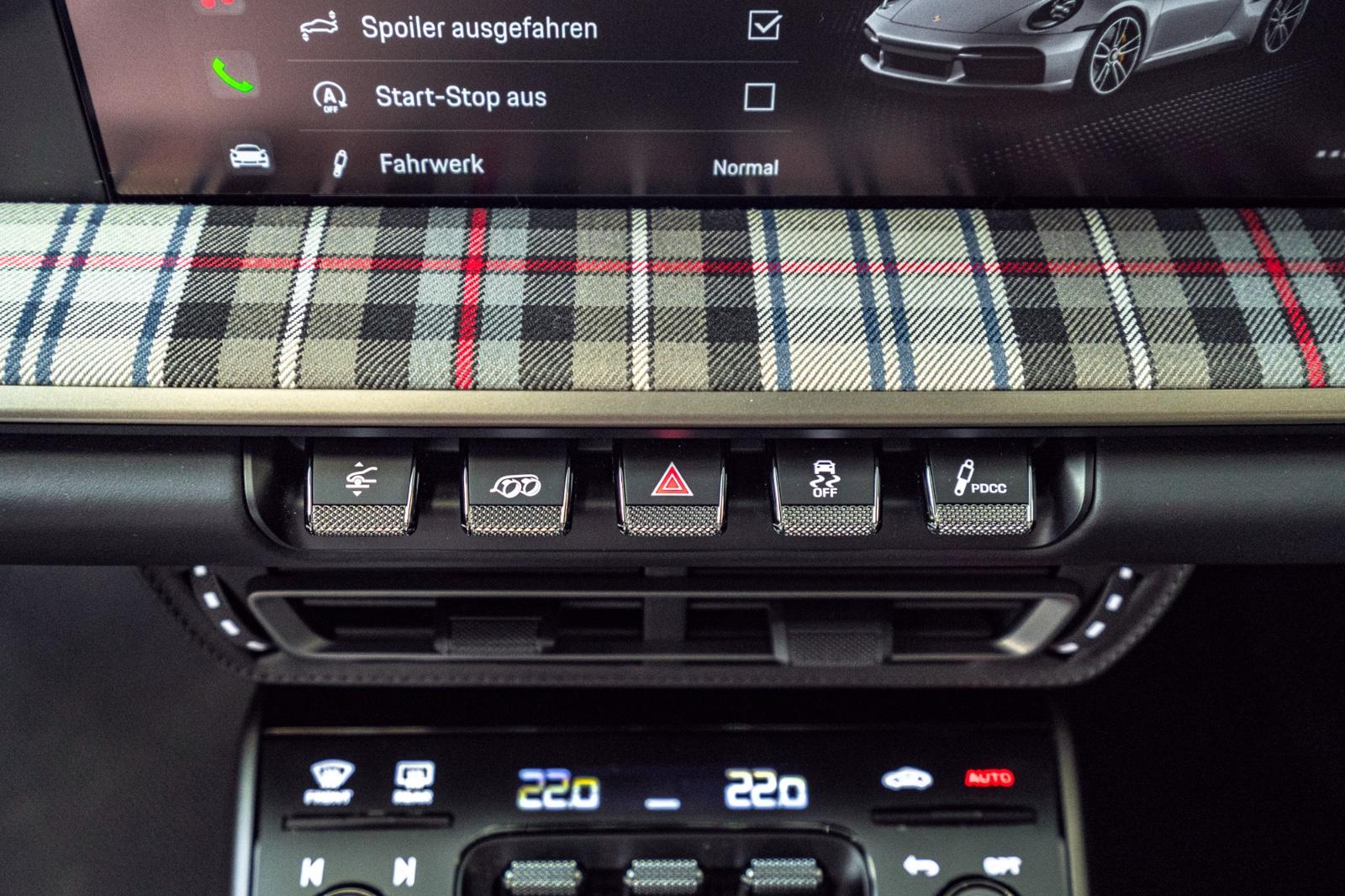Porsche 911 Turbo 50 Jahre*Carbondach*Heritage*Burm*360°
