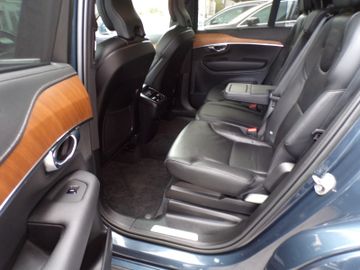 Volvo XC90 - 6