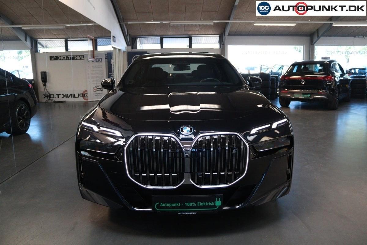 BMW i7 eDrive50