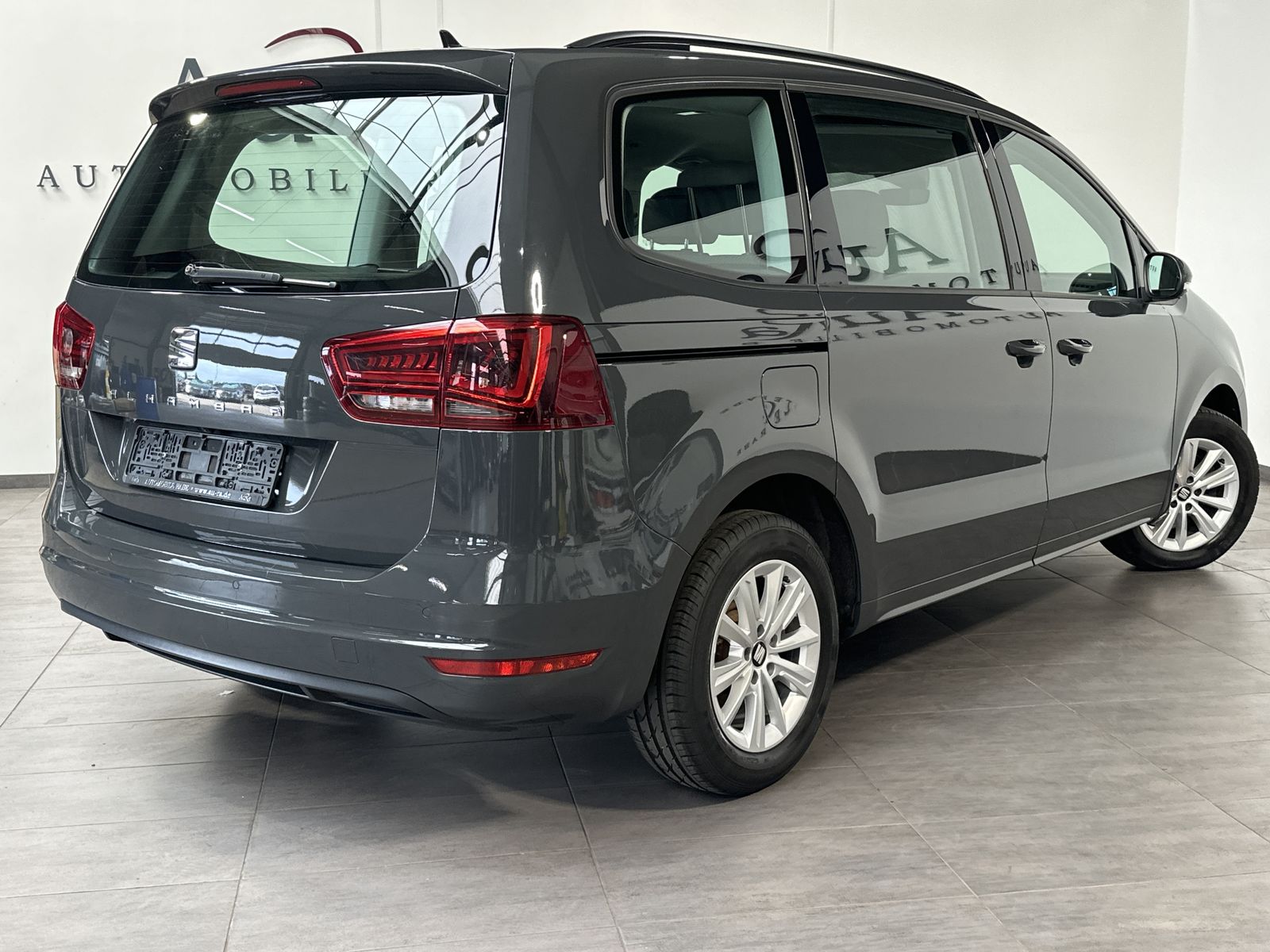 Fahrzeugabbildung SEAT Alhambra 2.0 TDI Ecomotive Style NAV+AHK+KAMERA