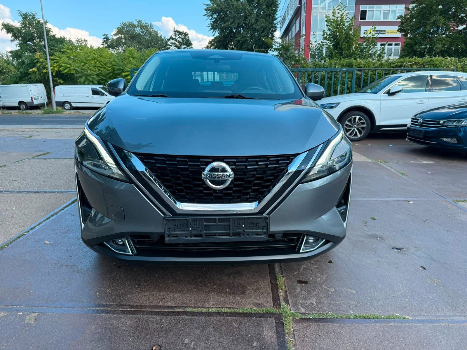 Nissan Qashqai - 1