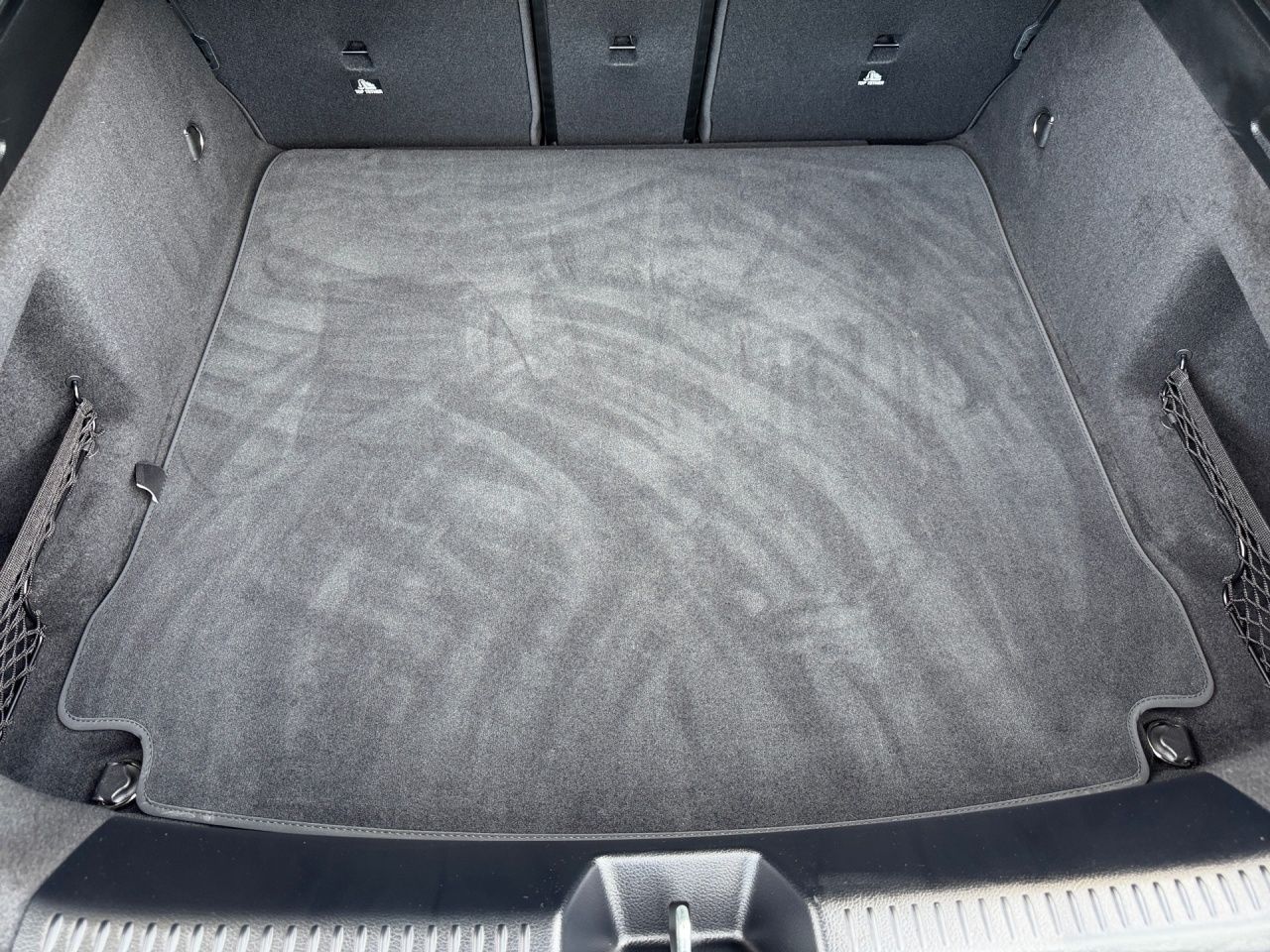 Fahrzeugabbildung Mercedes-Benz CLA 200 SB AMG+AHK+NIGH+MULTIB+360+DIST+KEYL+LHZ