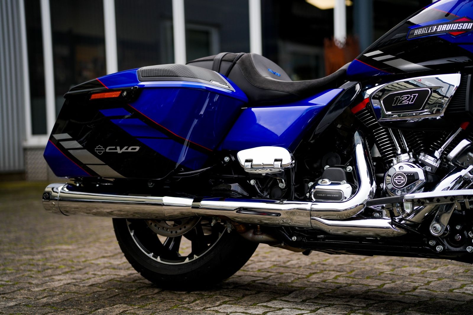 Fahrzeugabbildung Harley-Davidson CVO Street Glide  FLHXSE 121 CUI MY25